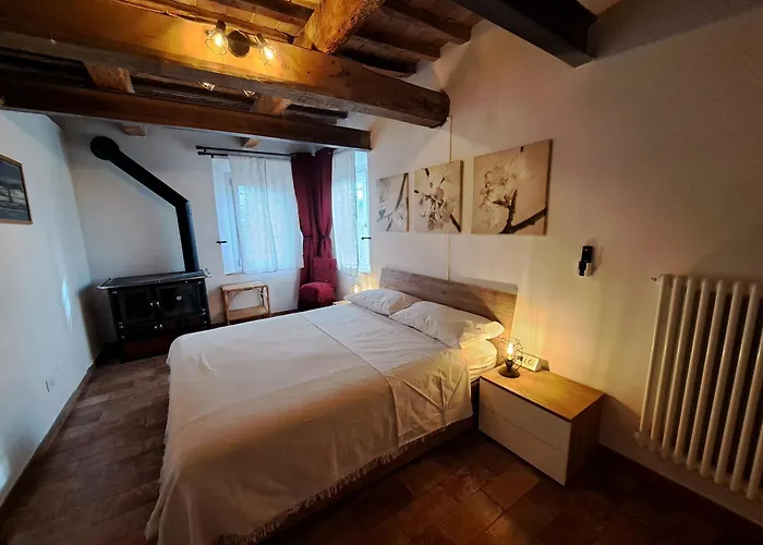 Ca Rossa 切尔维亚