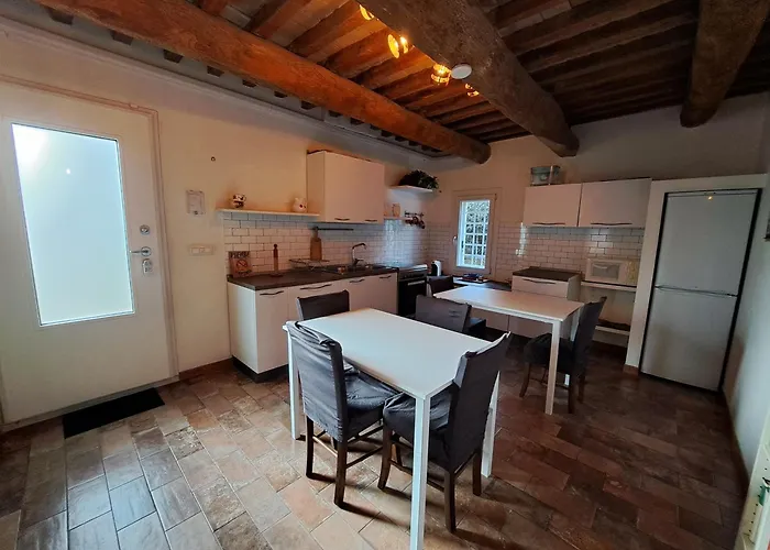 Ca Rossa 住宿加早餐酒店 切尔维亚